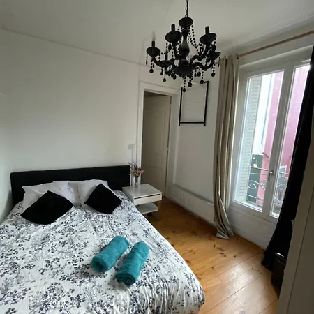 Private Near Nation, * Paris